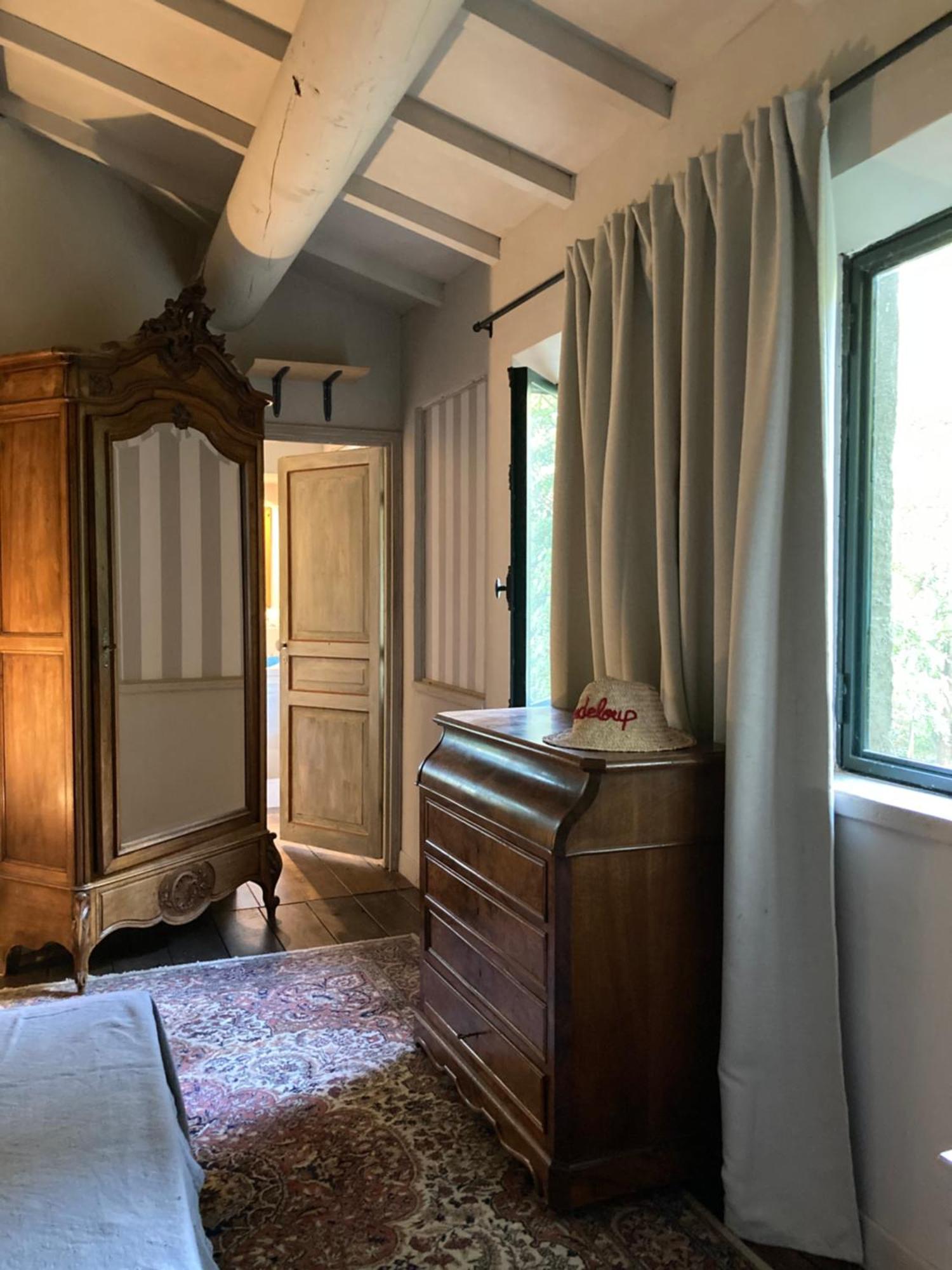 Campagne Baudeloup Bed & Breakfast ลีล-ซูร์-ลา-ซอร์ก ภายนอก รูปภาพ