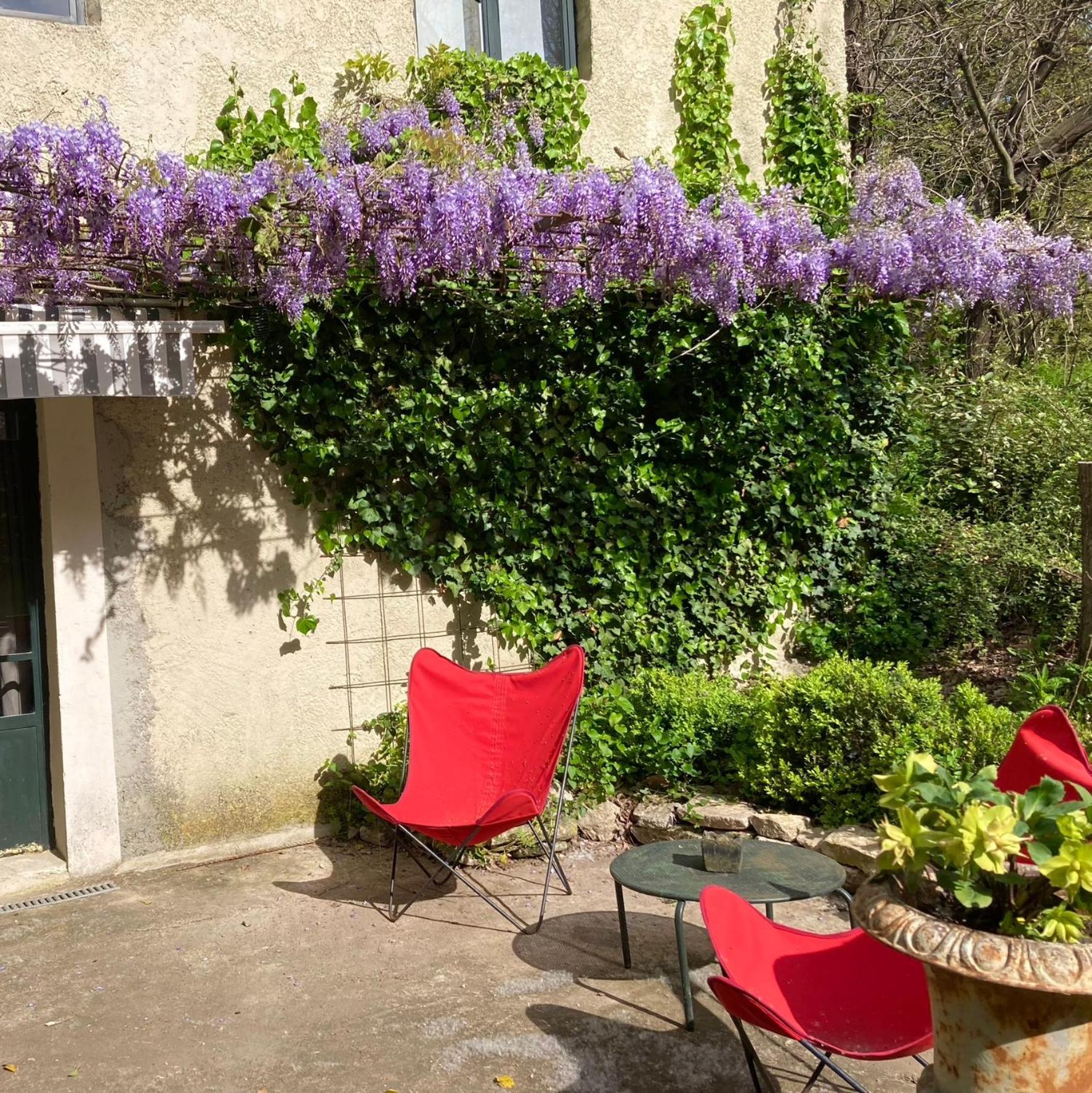 Campagne Baudeloup Bed & Breakfast ลีล-ซูร์-ลา-ซอร์ก ภายนอก รูปภาพ
