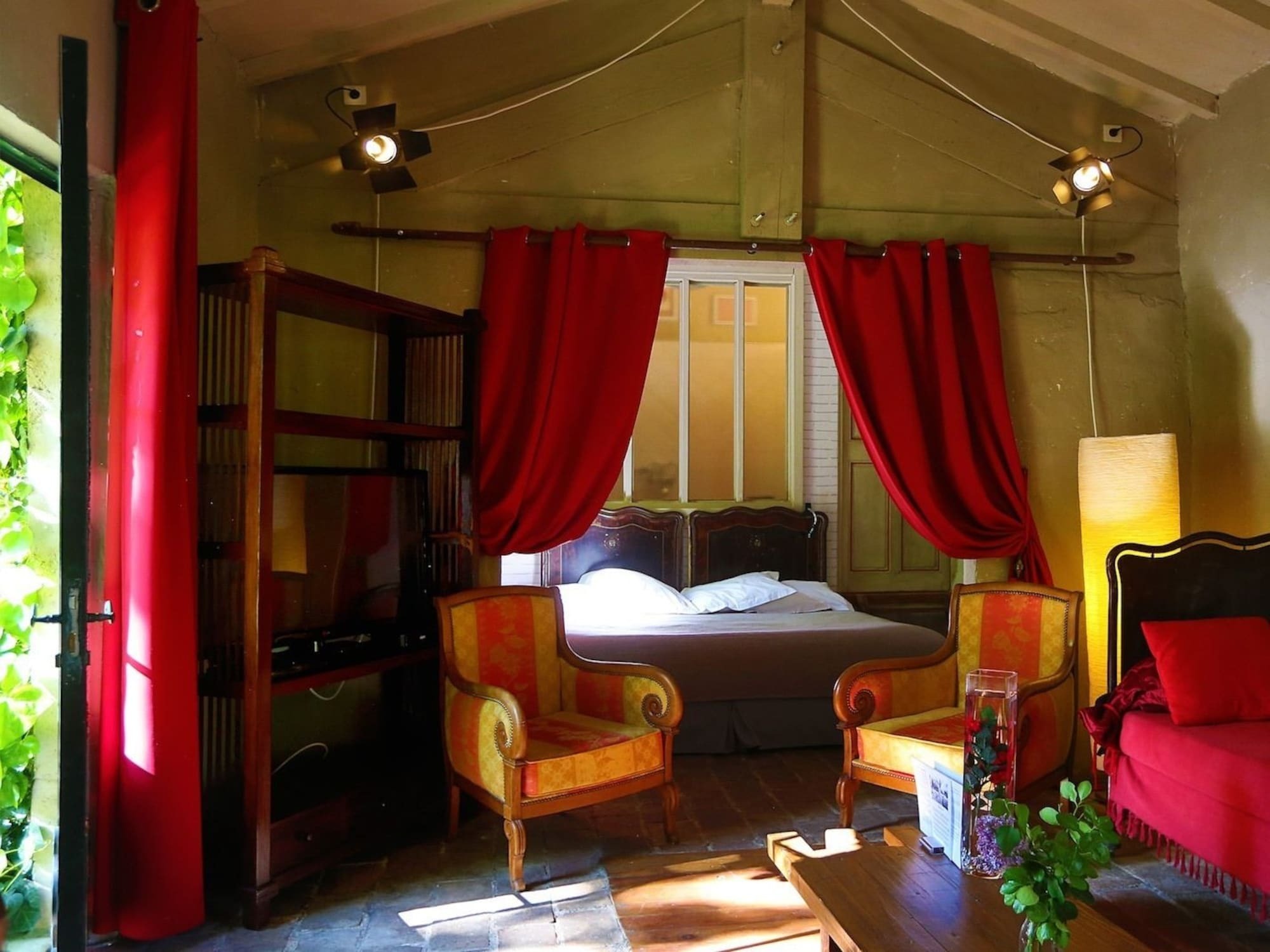 Campagne Baudeloup Bed & Breakfast ลีล-ซูร์-ลา-ซอร์ก ภายนอก รูปภาพ